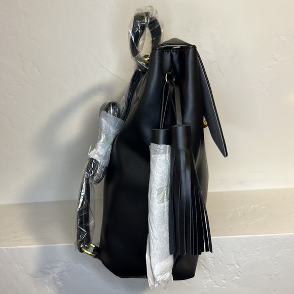 JOY & IMAN Leather Backpack with tassels - Picture 6 of 15